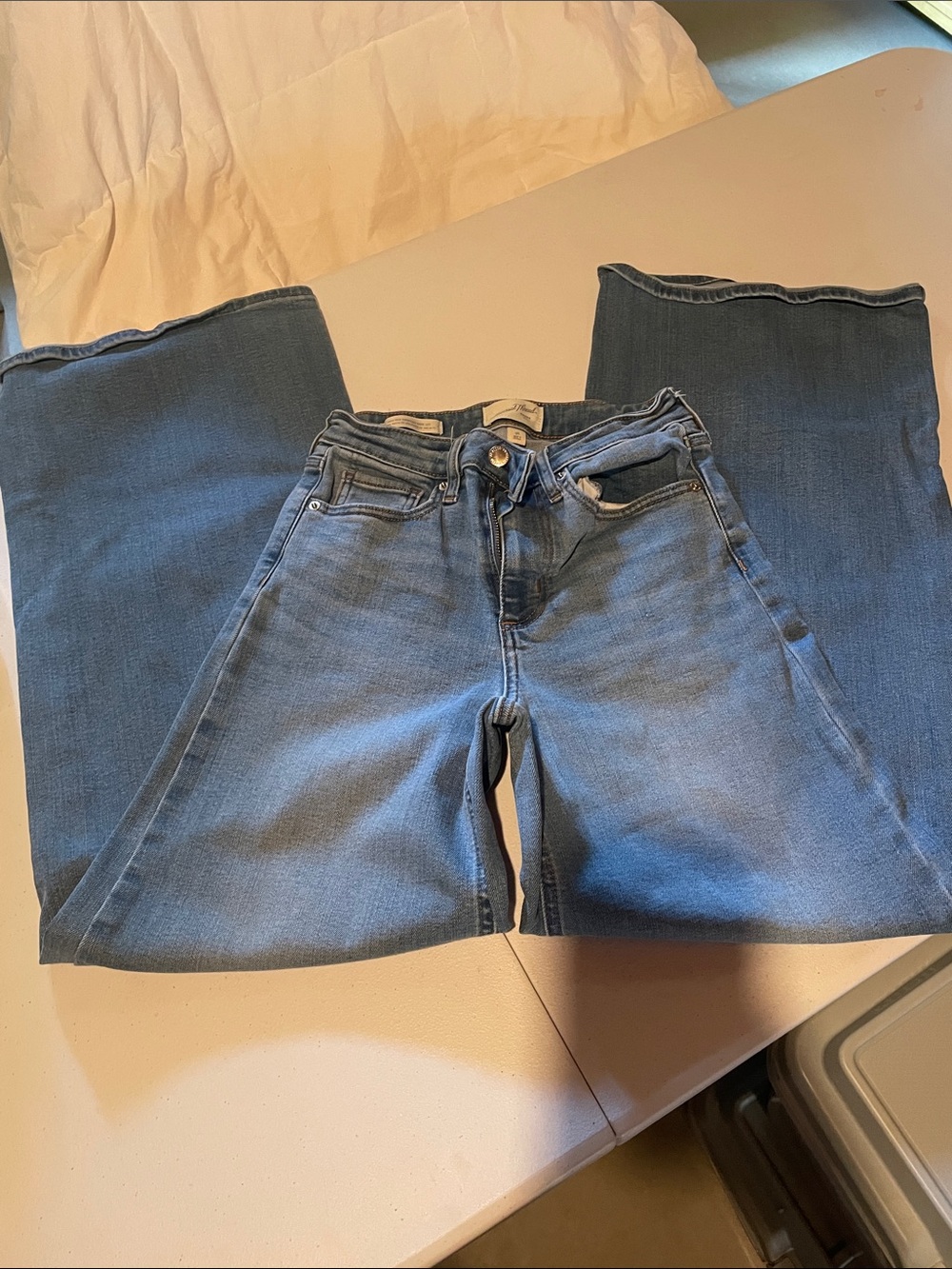 Universal Thread Wide Leg Blue High-Rise Jeans
